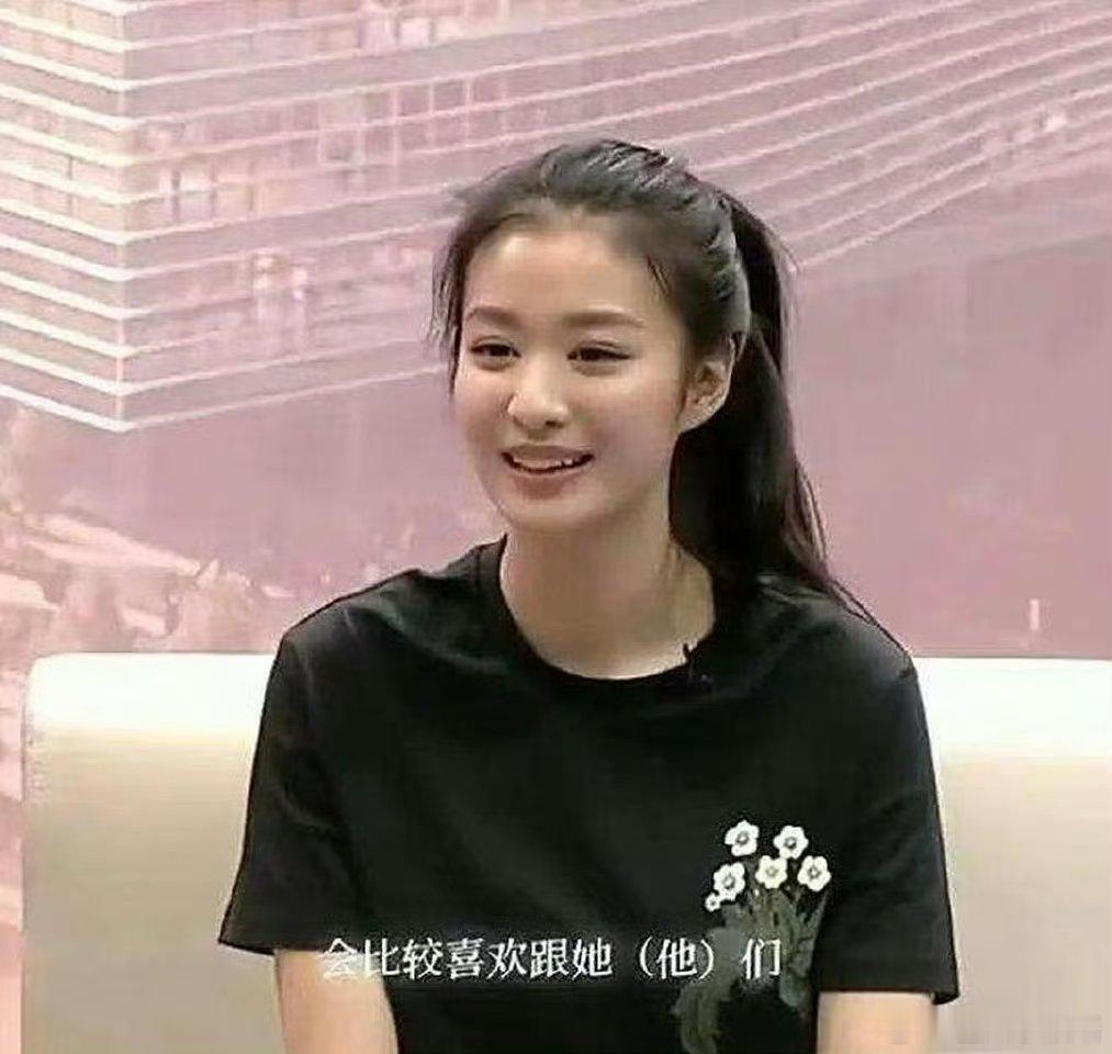 原来王楚然早期长这样啊 