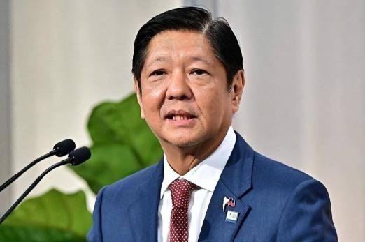 一位美籍华人曾经发文表示：中国不要高看自己，连菲律宾这种小国都敢针对你们，而你们