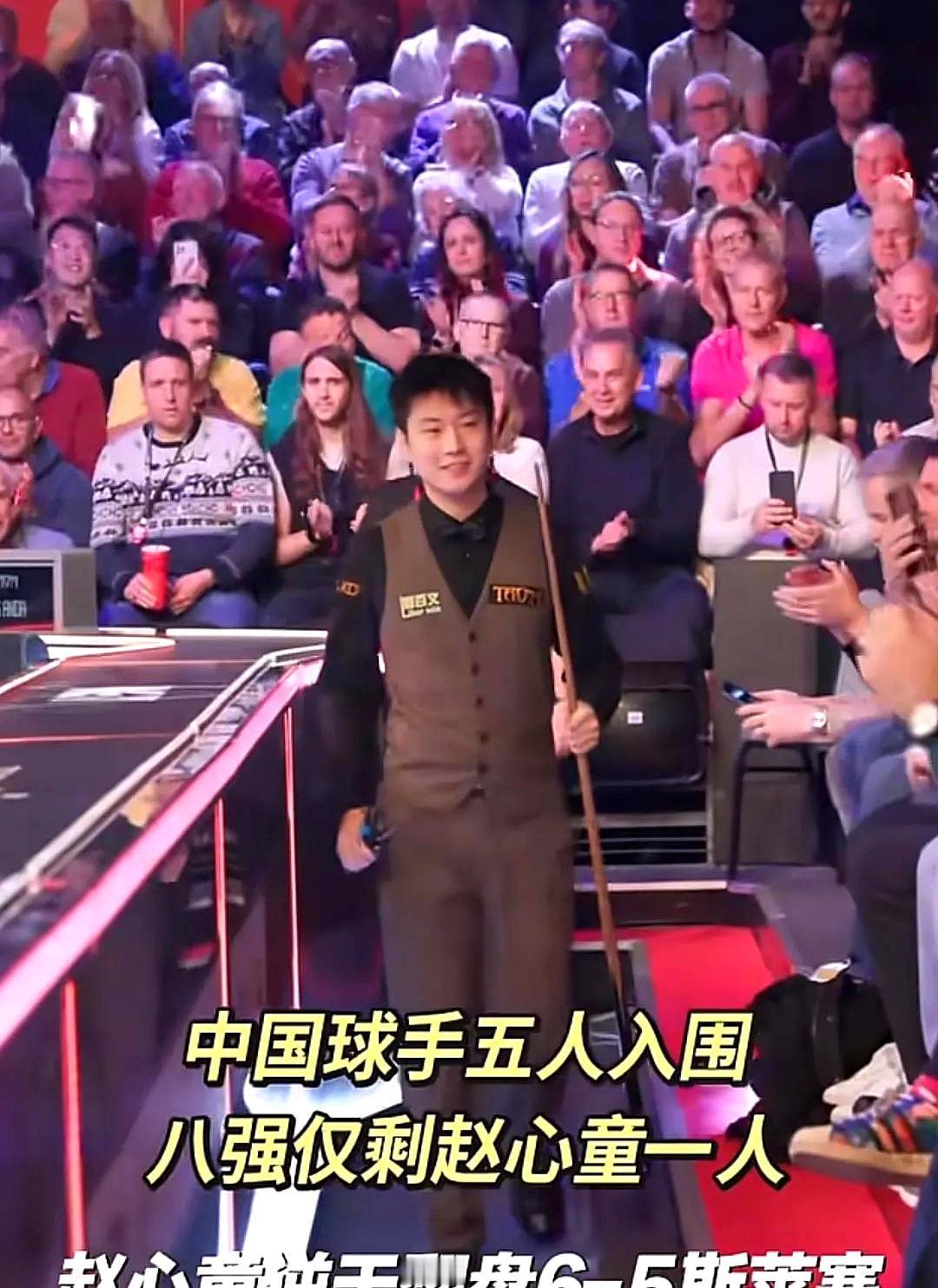 2-5落后，对手手握赛点，所有人都以为他要回家了。
 
结果他愣是连扳四局。一杆
