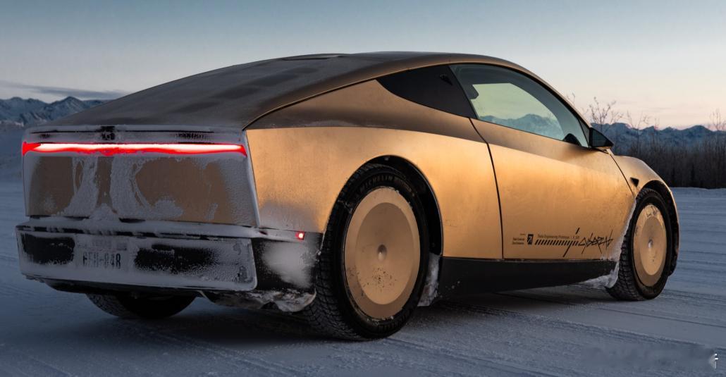 马斯克：特斯拉Robotaxi定价20万特斯拉得克萨斯工厂下线首辆无方向盘、踏板