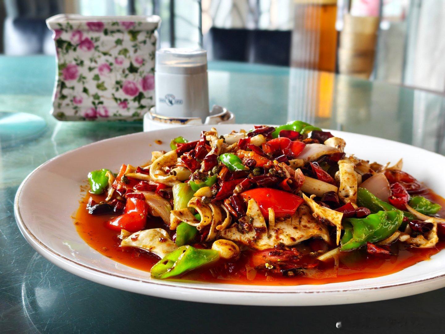 心满意足的离开了重庆[馋嘴]事已至此,先吃饭吧 ​​​