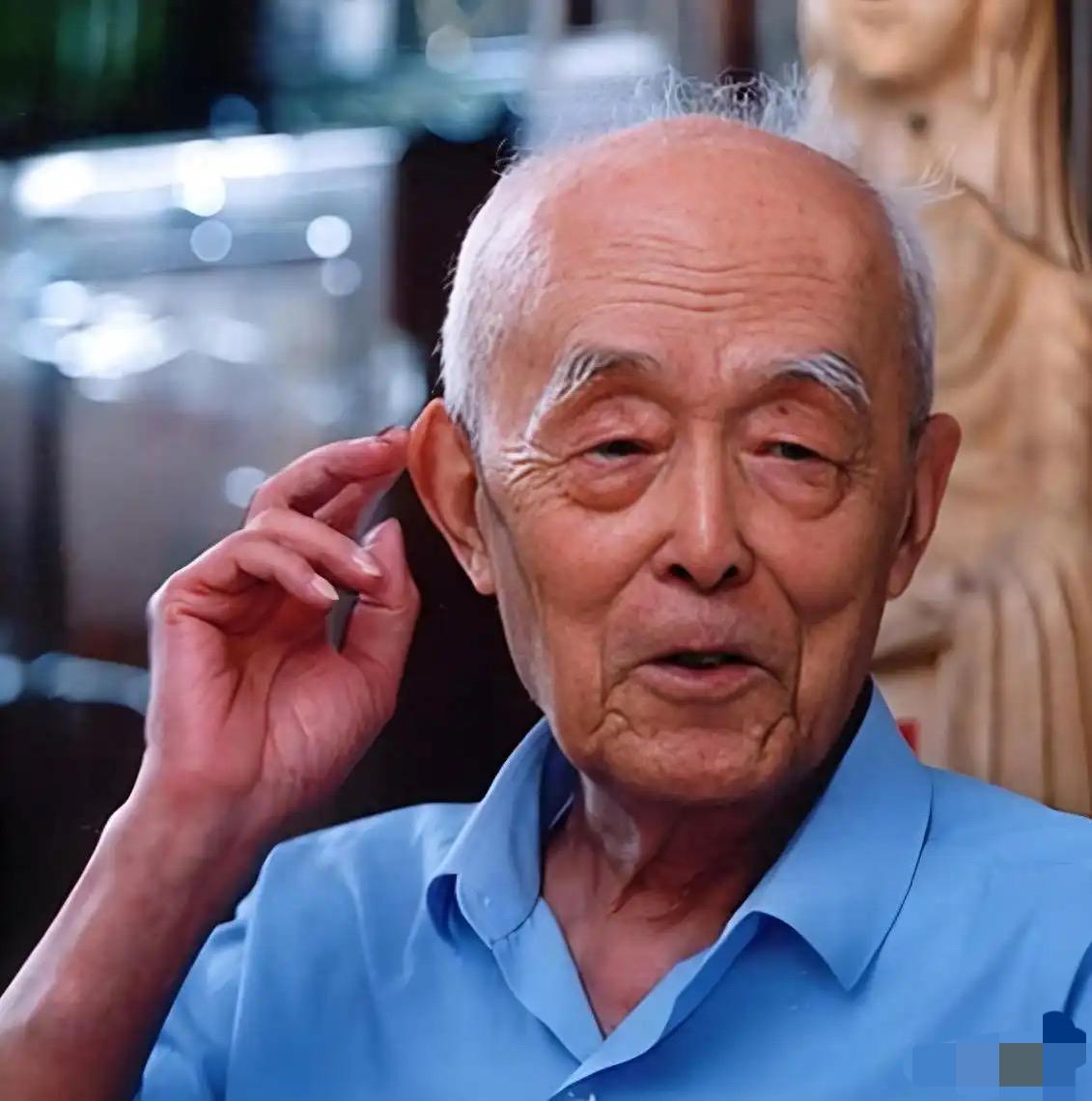 如何理解季羡林的“假话全不说，真话不全说”

这句话是季羡林为人处世、治学立身的