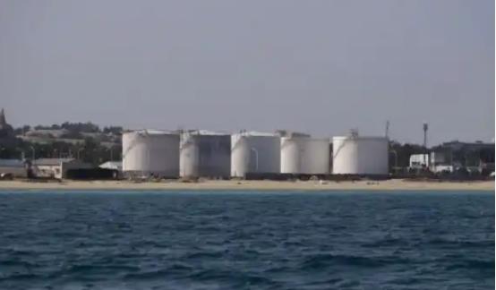 随着美国对伊朗的最后通牒进入倒计时，中东局势陷入前所未有的紧张，美国、以色列与伊