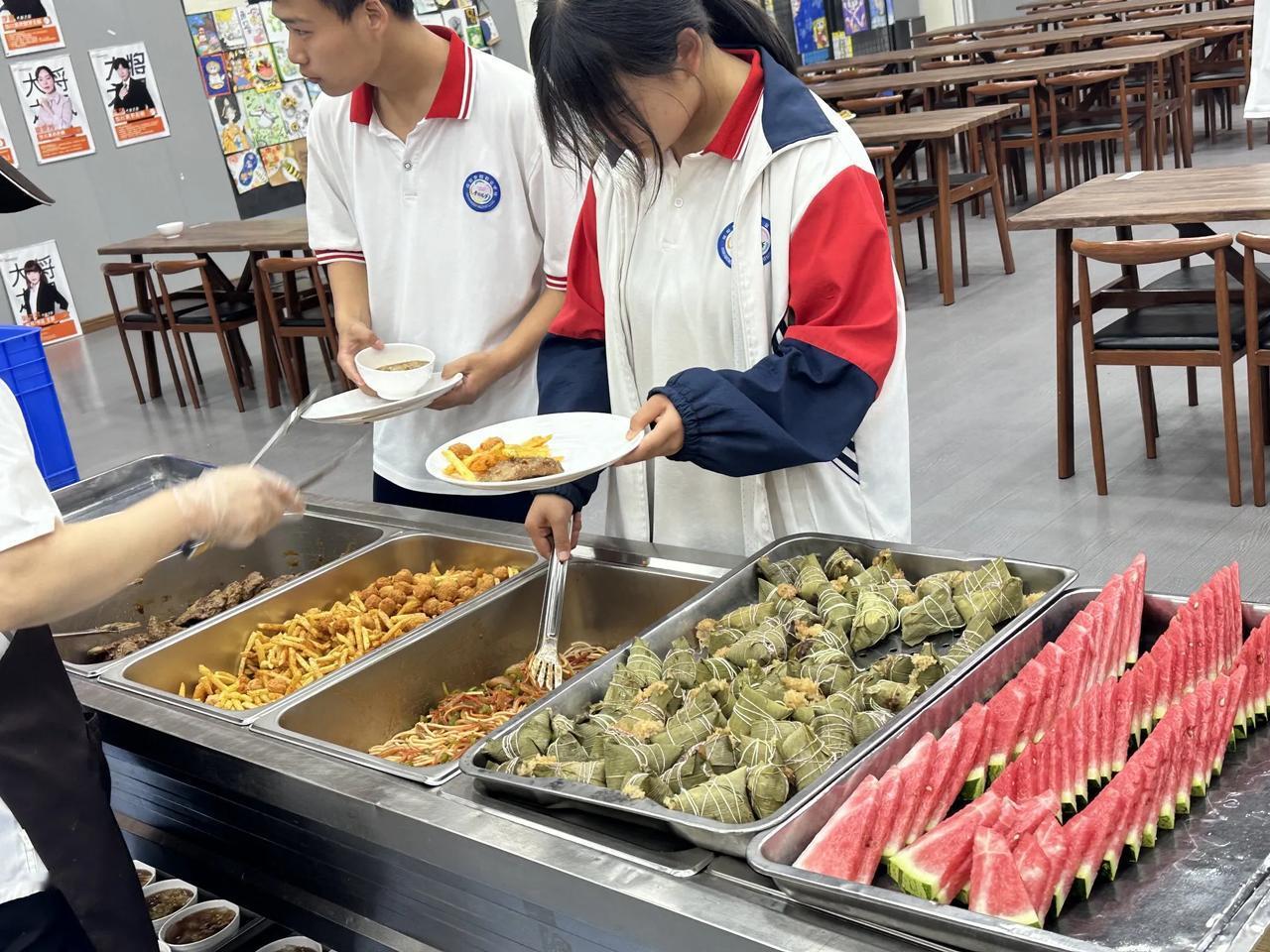 咸阳梦圆职业学校
午餐