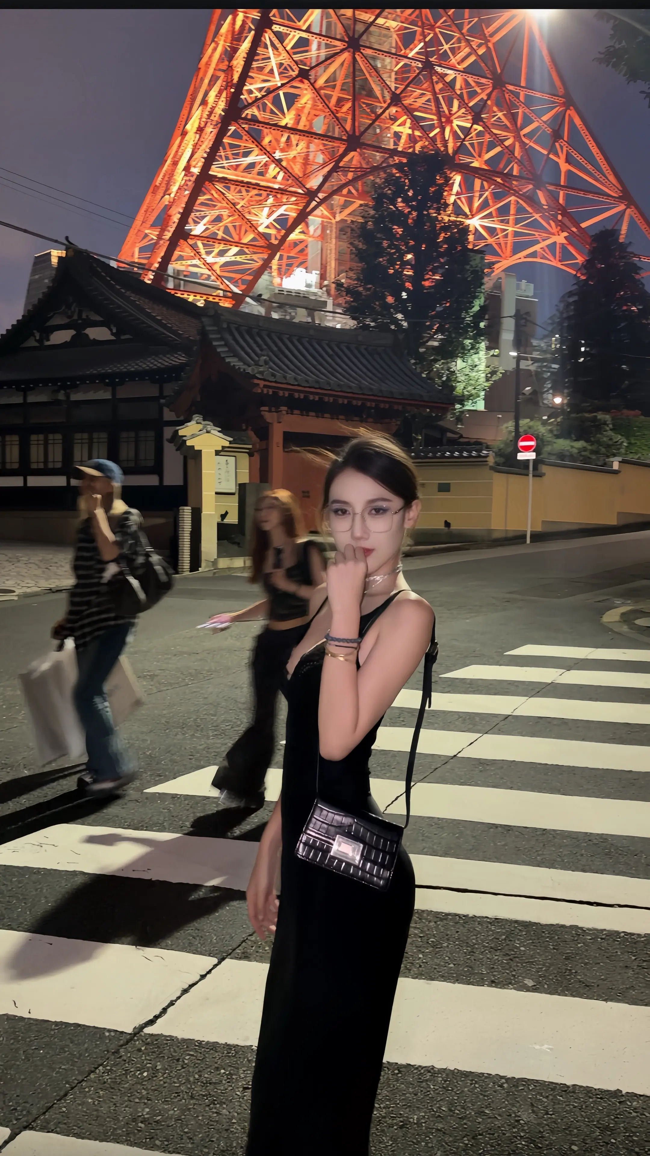 想我了就来上海找我，你就会白来一趟。因为我在昆明