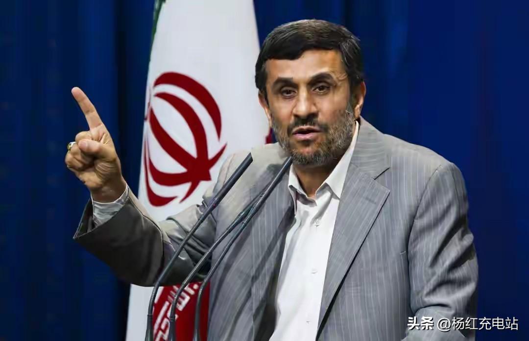 惊天反转！内贾德死里逃生，美以斩首计划彻底破产
 
中东局势一夜变天！哈梅内伊遇