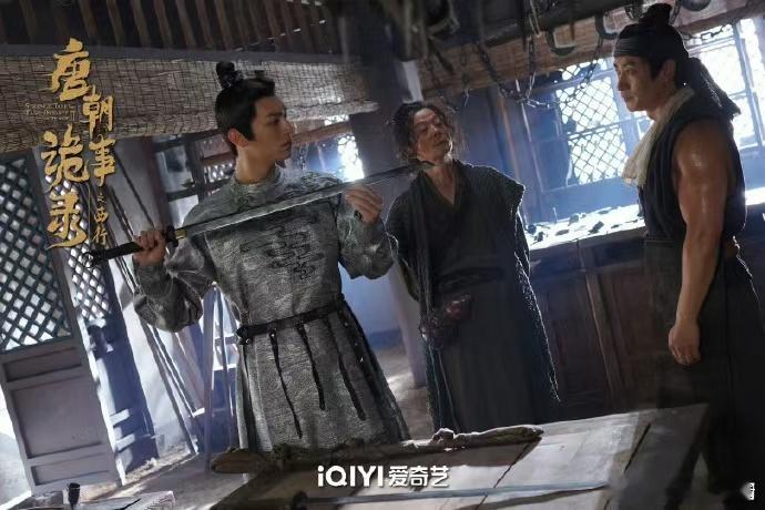 无所畏惧唐诡换乘打工  看过《无所畏惧》的朋友都知道，杨志刚把苏无名演得入木三分