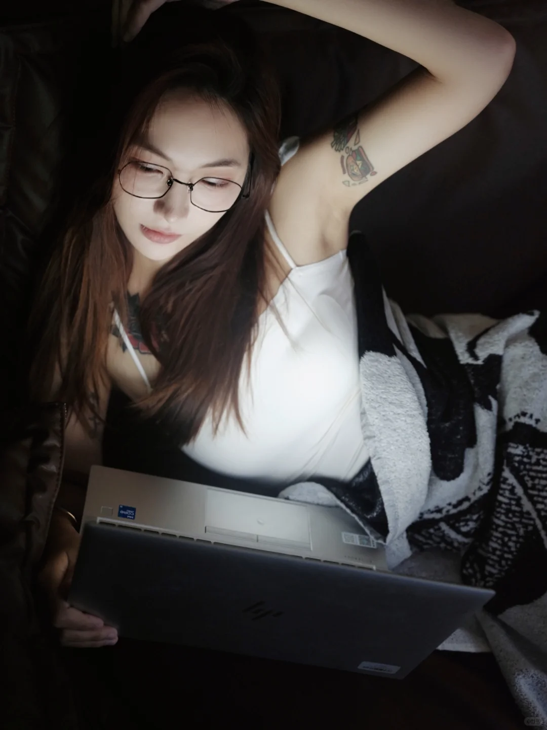 偷跑2张🖥