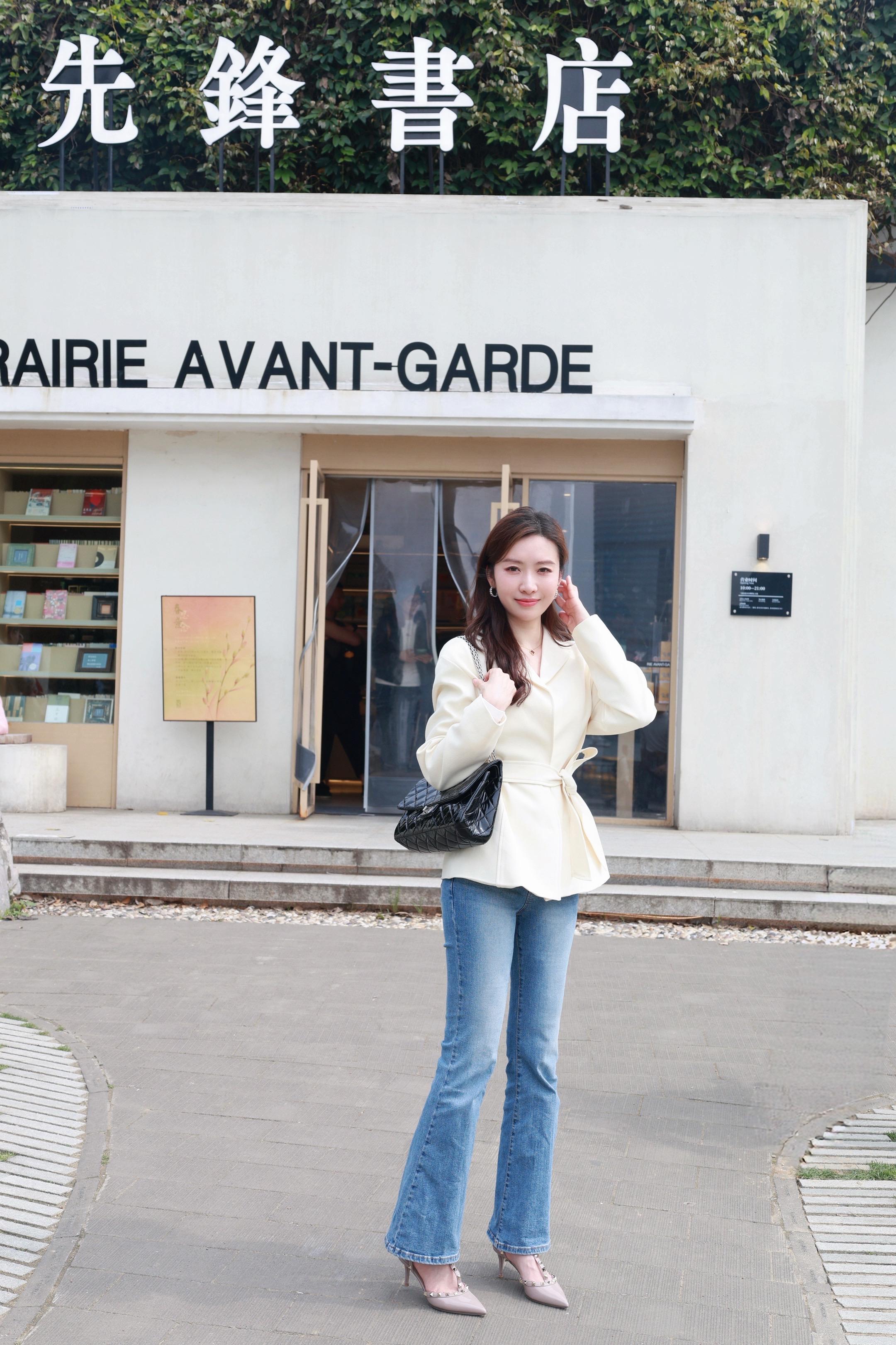 万事尽心尽力 有则锦上添花 无则顺其自然