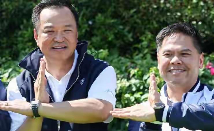 泰国政坛大地震，阿努廷力捧已故总理之子，党内三号位交椅稳了！