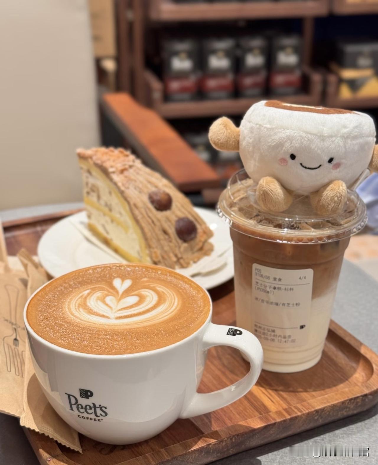 这一年最爱喝的还是咖啡
果然还是成熟了
不然以前都是奶茶🧋