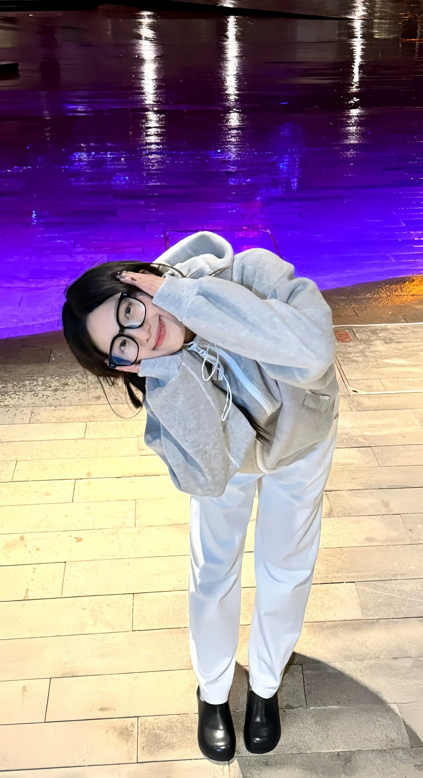 今晚的夜色真美。伊芙RASS