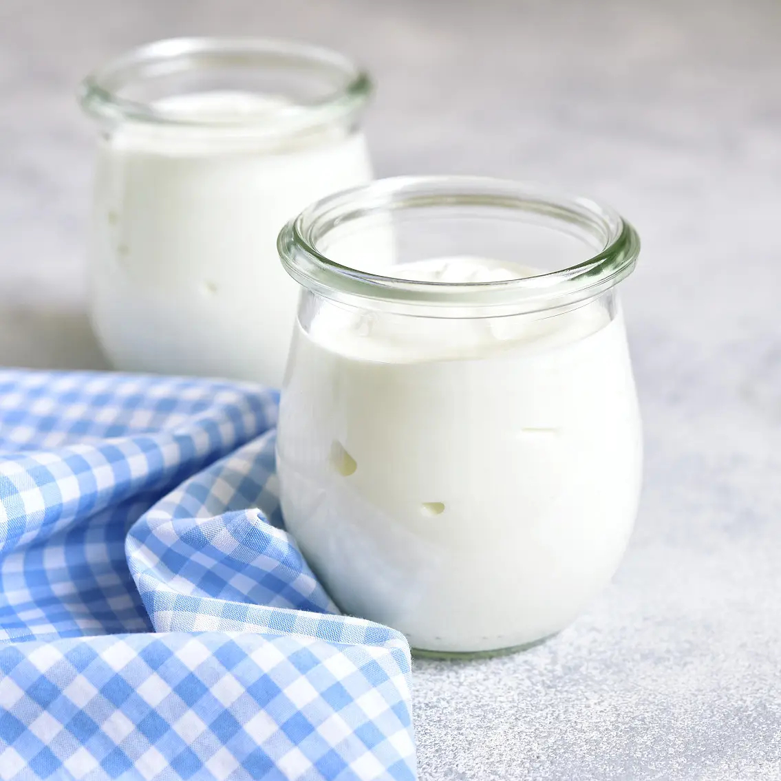 零食再好吃，也不能给宝宝多吃。带宝宝出去玩儿的时候，是不是给宝宝买了很多的零食呀