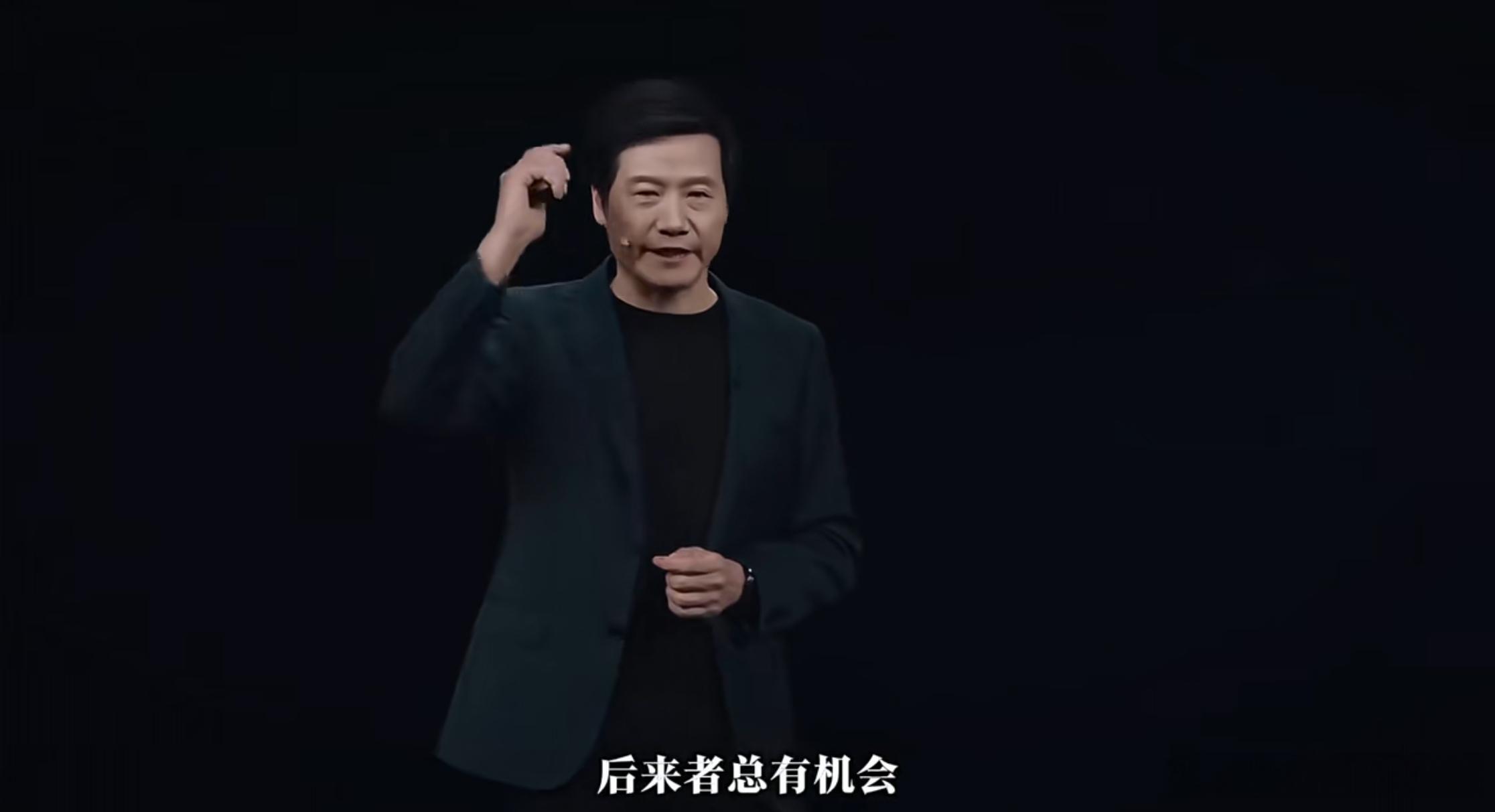 享界V8看来也有原厂升顶版本，好的想法总是惺惺相惜？那么问题来了，鸿蒙智行的升顶