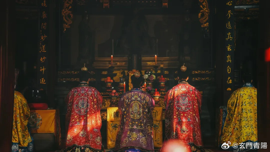 微博问道学道入门每日一道 1在面对庙观里供奉的神仙祖师时，不同人有各种各样的态度