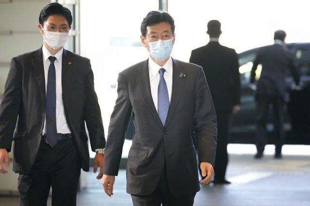 日本高层访华未获接见
原因是涉台问题？
日本自民党高层西村康稔率团访华，仅参观企