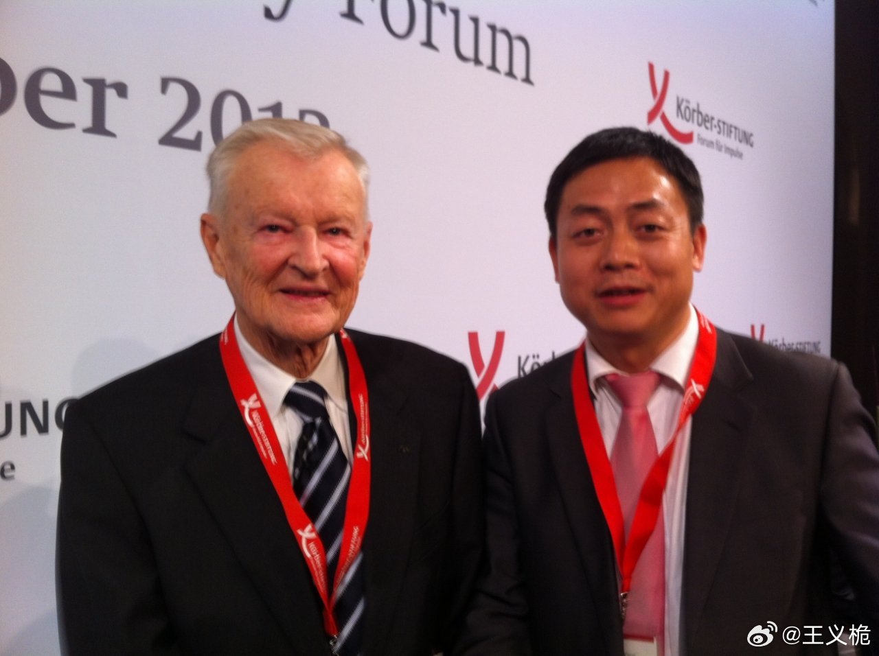 应对百年变局：千年阳谋vs百年阴谋2015年在柏林外交政策论坛上，我要把一带一路