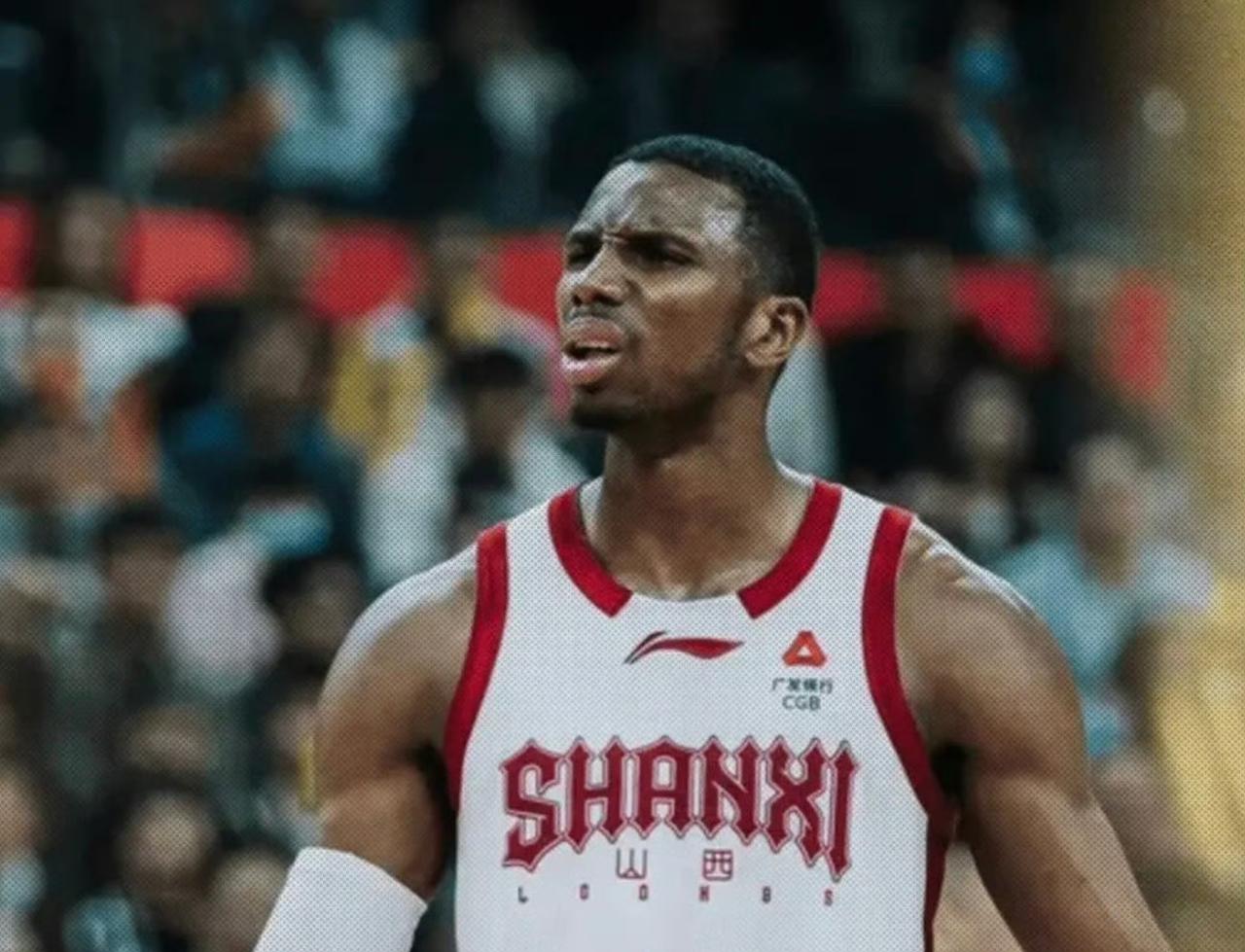 根据消息，山西男篮外援迪亚洛在对阵广东男篮的比赛中，被替换下场时做出侮辱性手势，