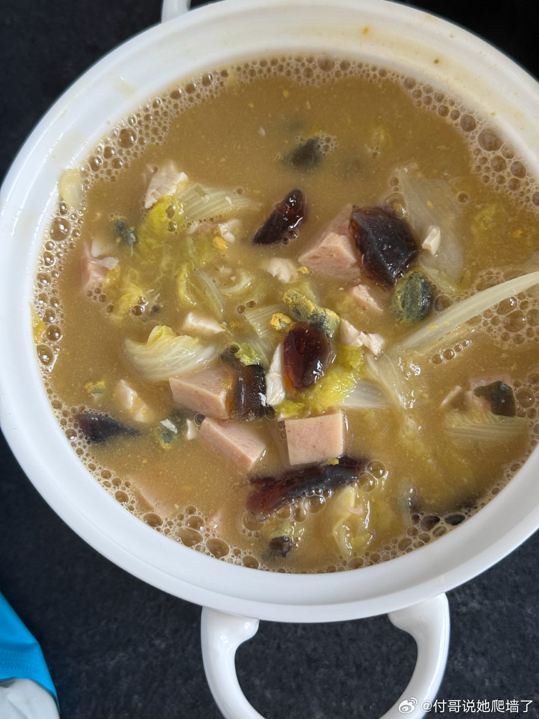 制作上汤娃娃菜和空气炸锅三文鱼骨……不能接受生食刷到三文鱼骨做法后感觉终于有福消