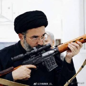 穆杰塔巴·哈梅内伊今天新发表的文字讲话概要：
• 霍尔木兹海峡是伊朗的战略资产：