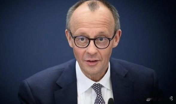 在比利时首相德克罗的持续推动下，德国总理梅尔茨最终转变立场，同意研究使用被冻结在