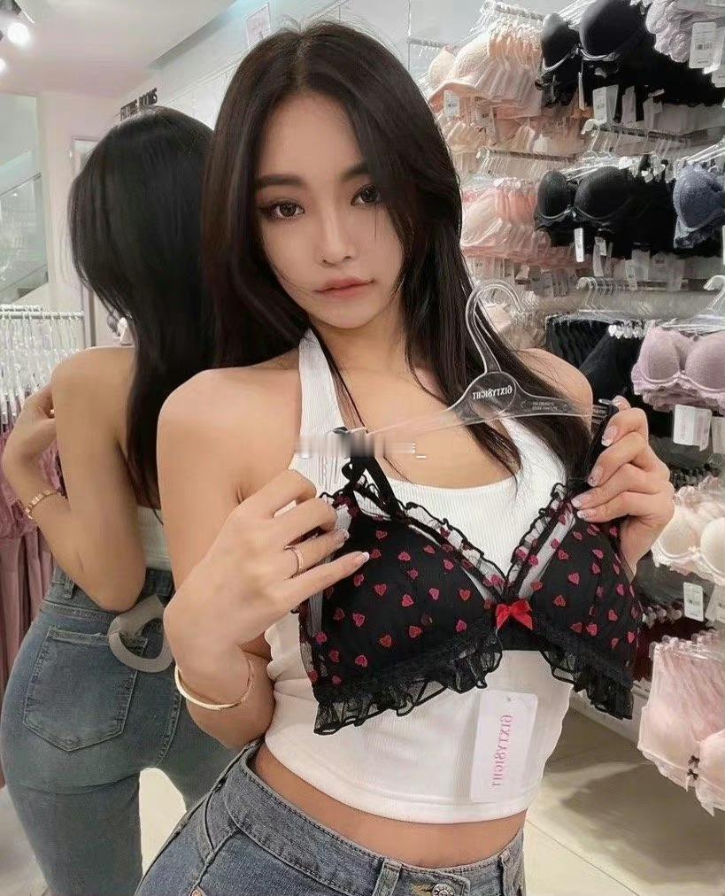 - ​​​