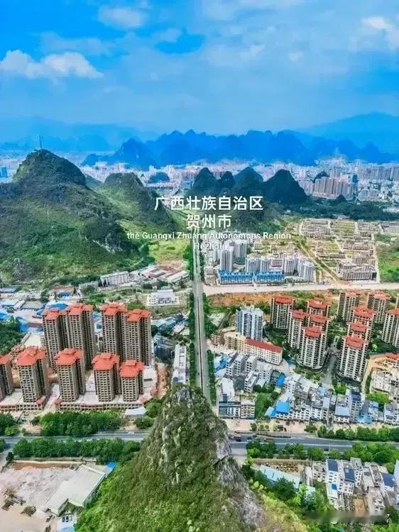 〔西部自驾四万里-广西贺州〕进广西的第一站-贺州市，俗话说“两广一家亲