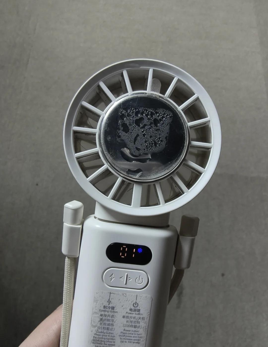 广东！！！太热了！！！
洗手间不再是摸鱼好地方[完啦R][完啦R][完啦R] 打
