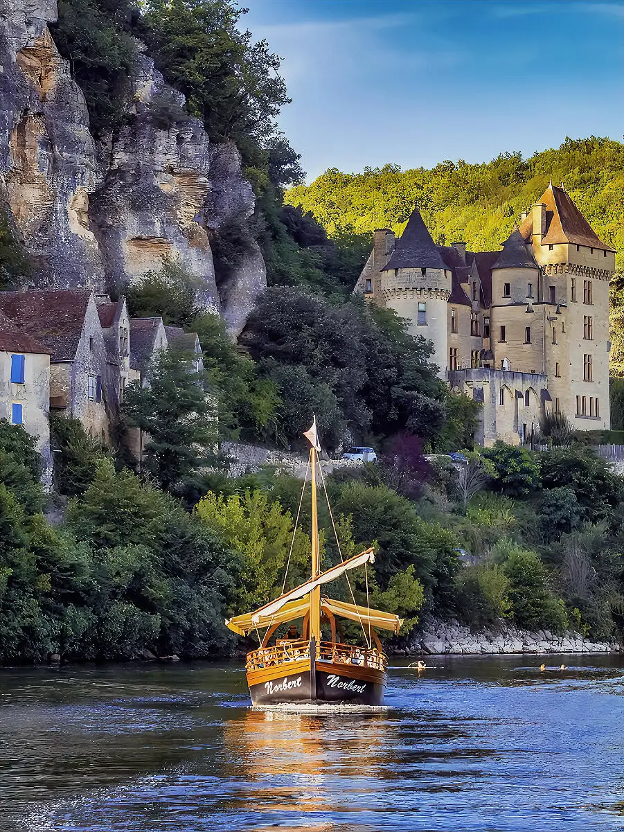 以为南法够美了💐直到来到了Dordogne…