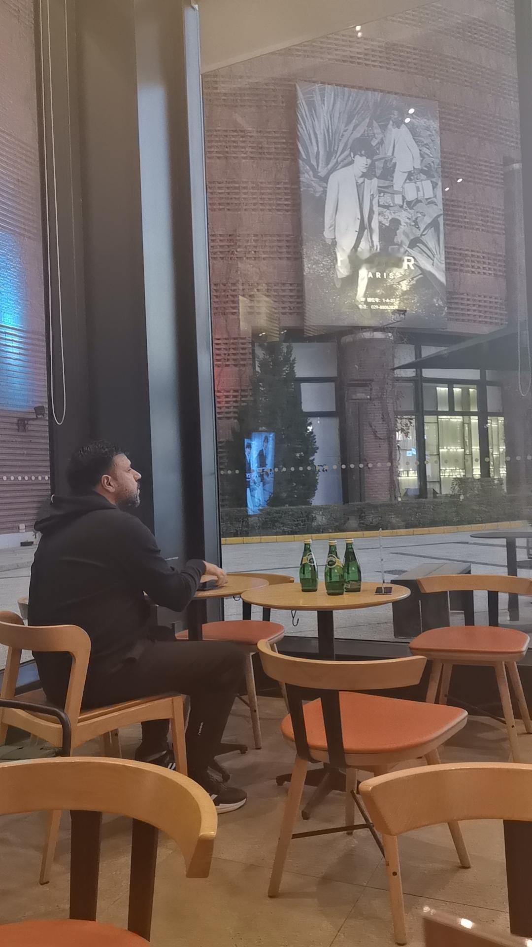 胖的人运气不会差
善良的人运气不会差
乐观的人运气不会差
有爱心的人运气不会差