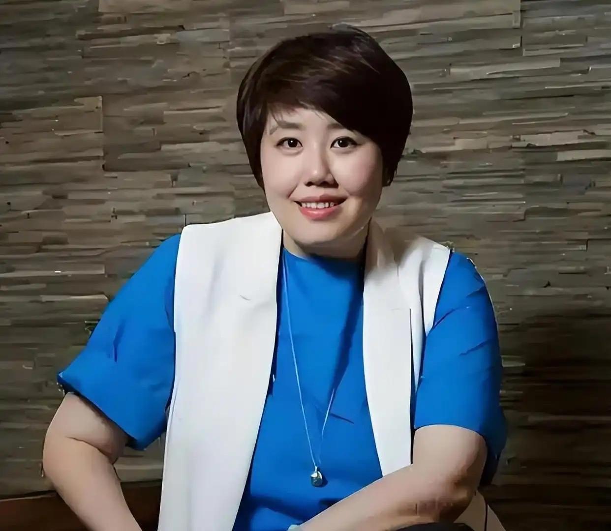于蕾再次出任2027羊年春晚的总导演，挺失望的，倒不是因为她业务能力不行，而是观