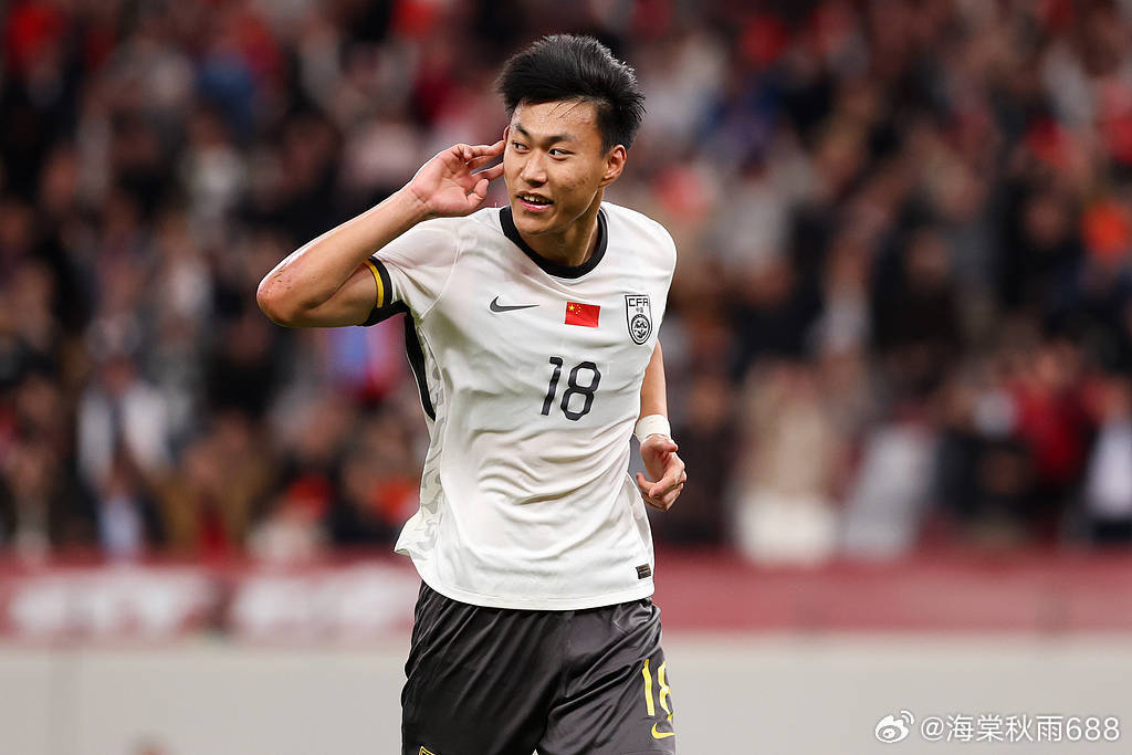 邀请赛-杜月徵轰落叶斩世界波 U23国足1-0小胜越南队-------北京时间3