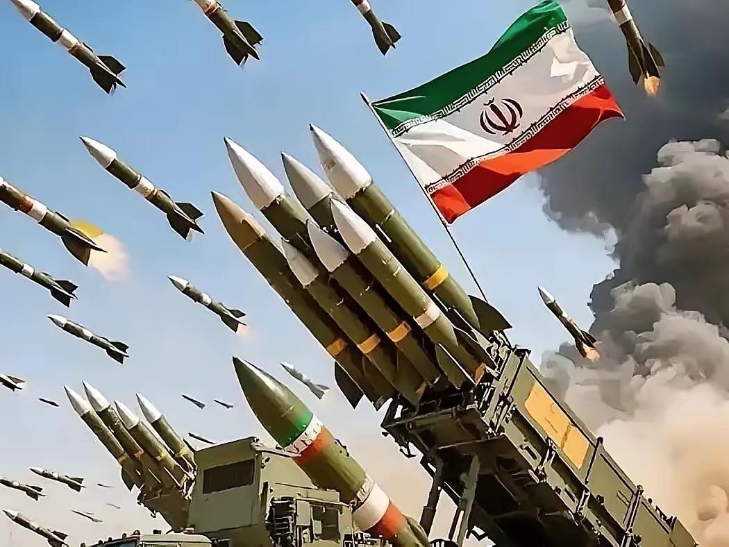 默契只是一种欺骗小孩的把戏。
拉里贾尼刚走，特拉维夫就遭到集束弹头袭击，这次是真