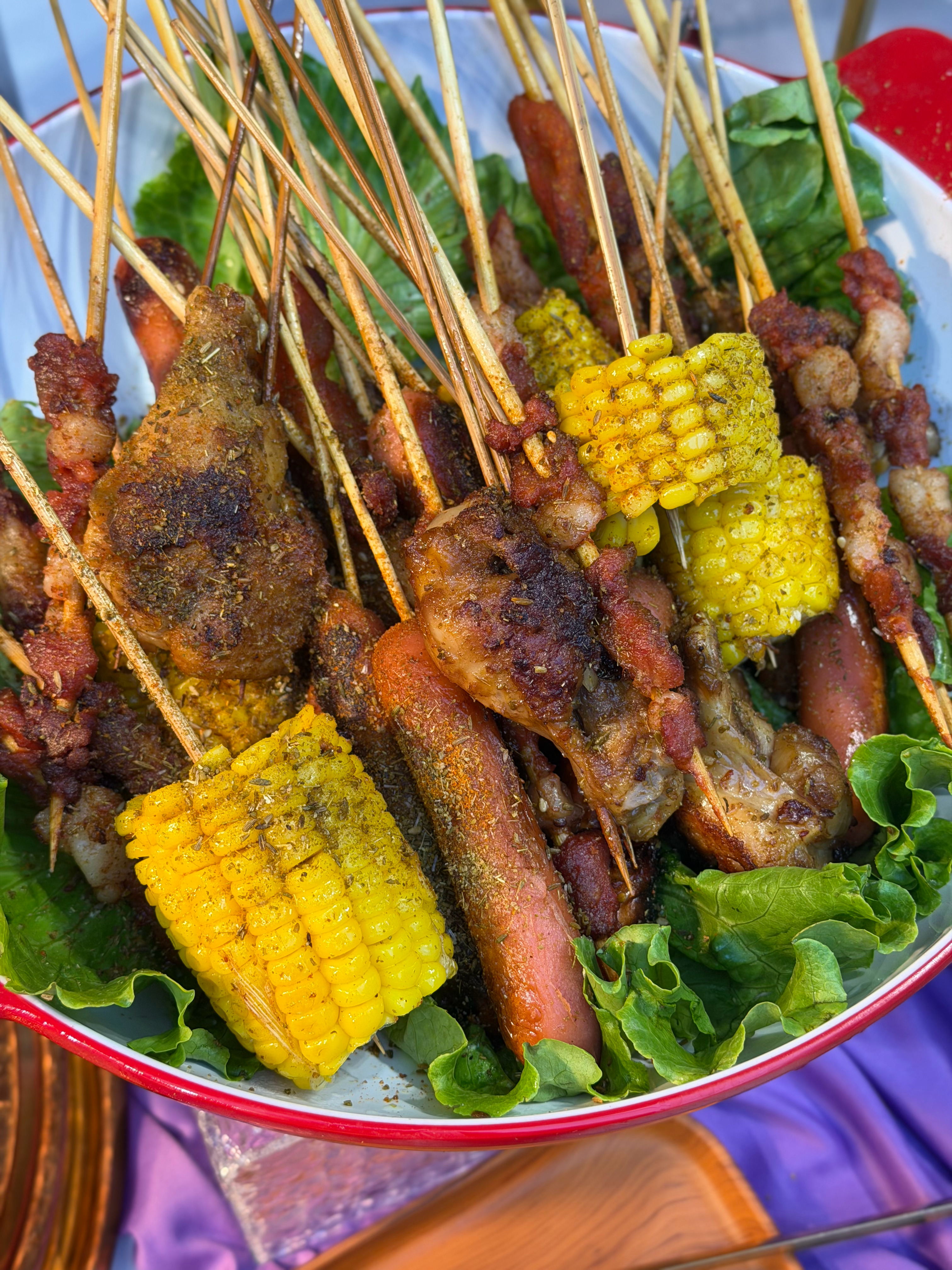 来门店看看发布会，没想到还有饭吃，可惜在家吃完了鸿蒙智行春季新品发布会