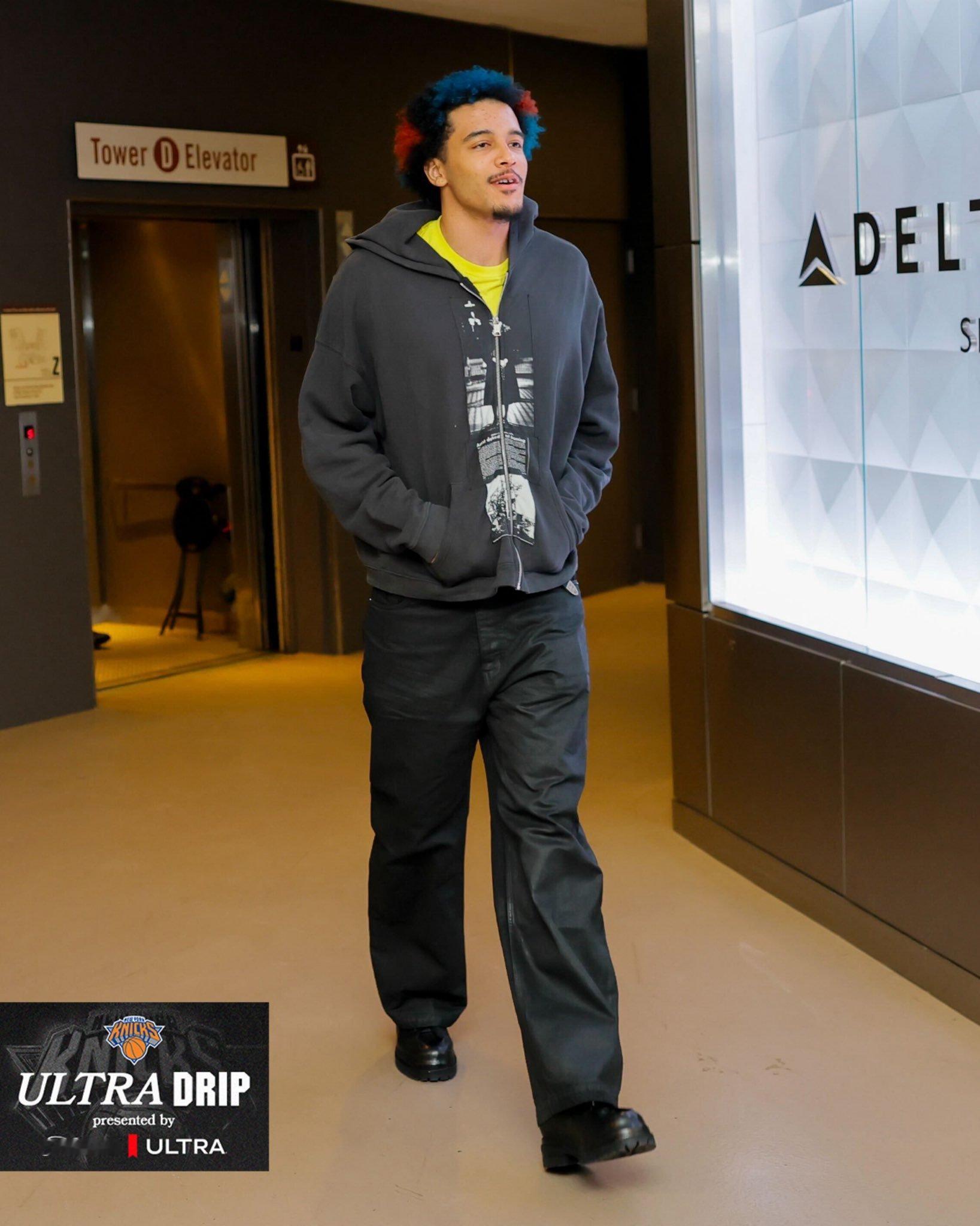 索汗把头发染成了蓝/橙色nba