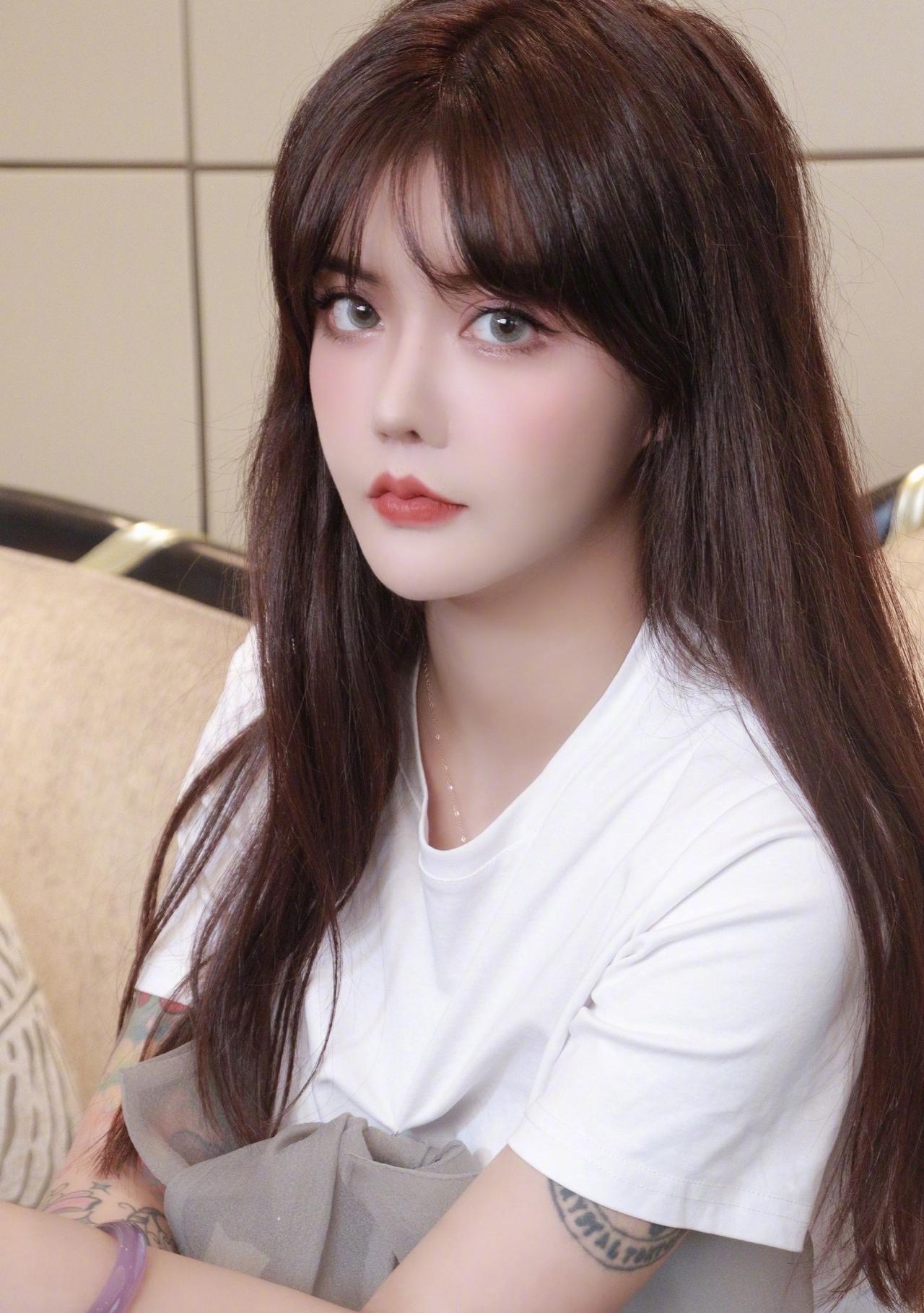 韩安冉妈妈在与女儿的房产纠纷中胜诉，但未公开具体结果，她表示，出于对女儿的爱不会