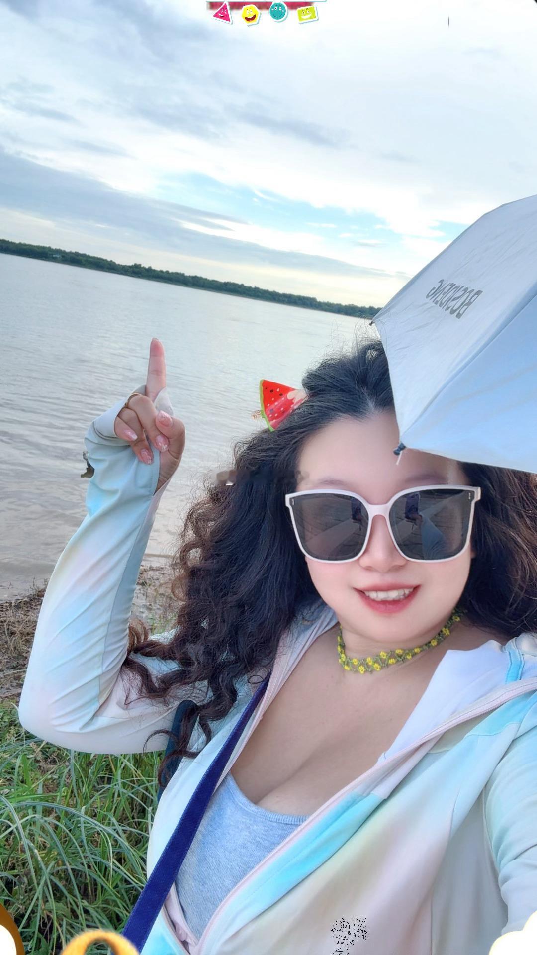 小田今天34周岁喽！对面俄罗斯🇷🇺 伊春·223界碑