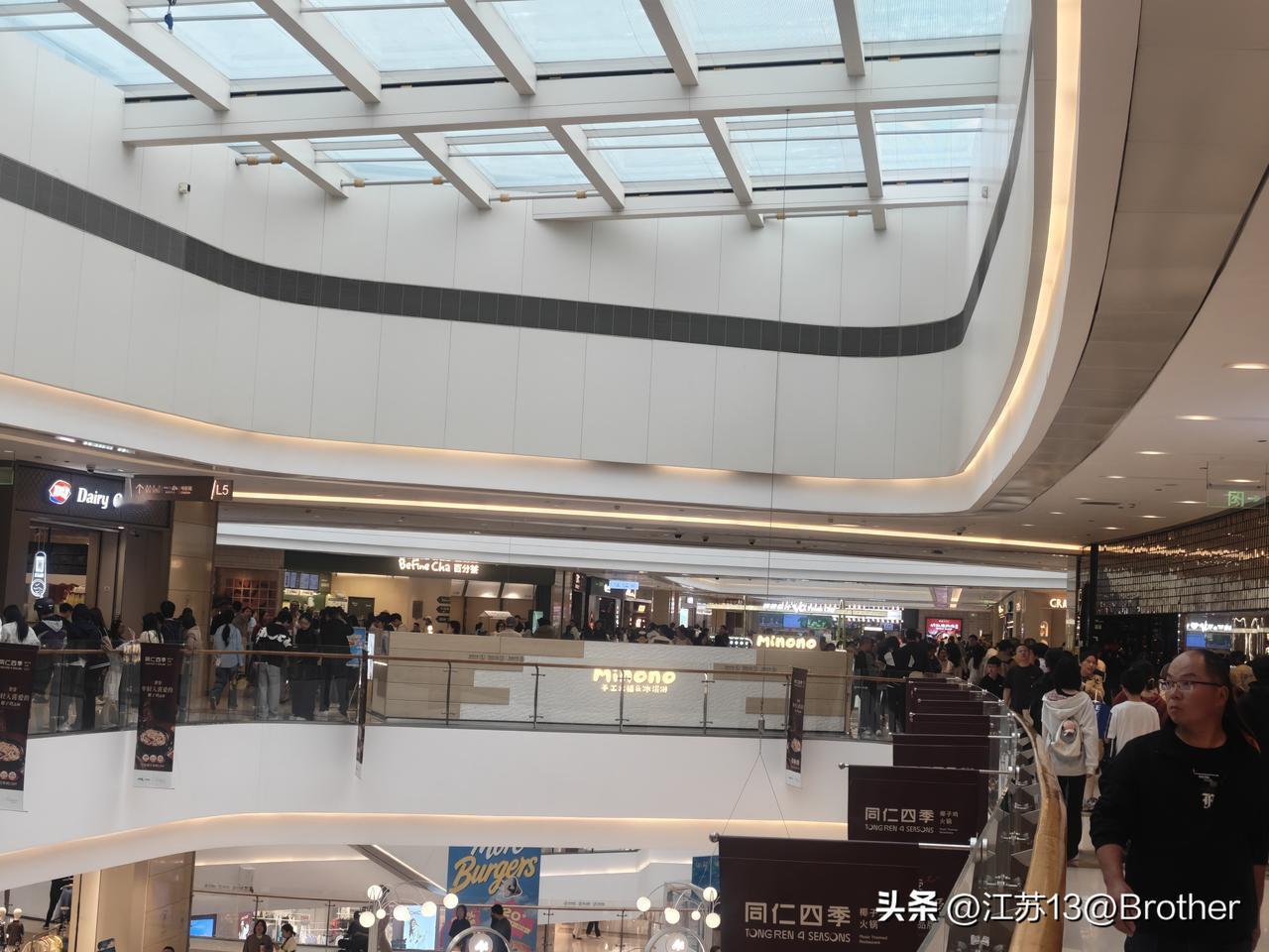 南通万象城，此刻！五楼“爆燃”，食客“熙熙攘攘”！

一大早，陪孩子到万象城游乐