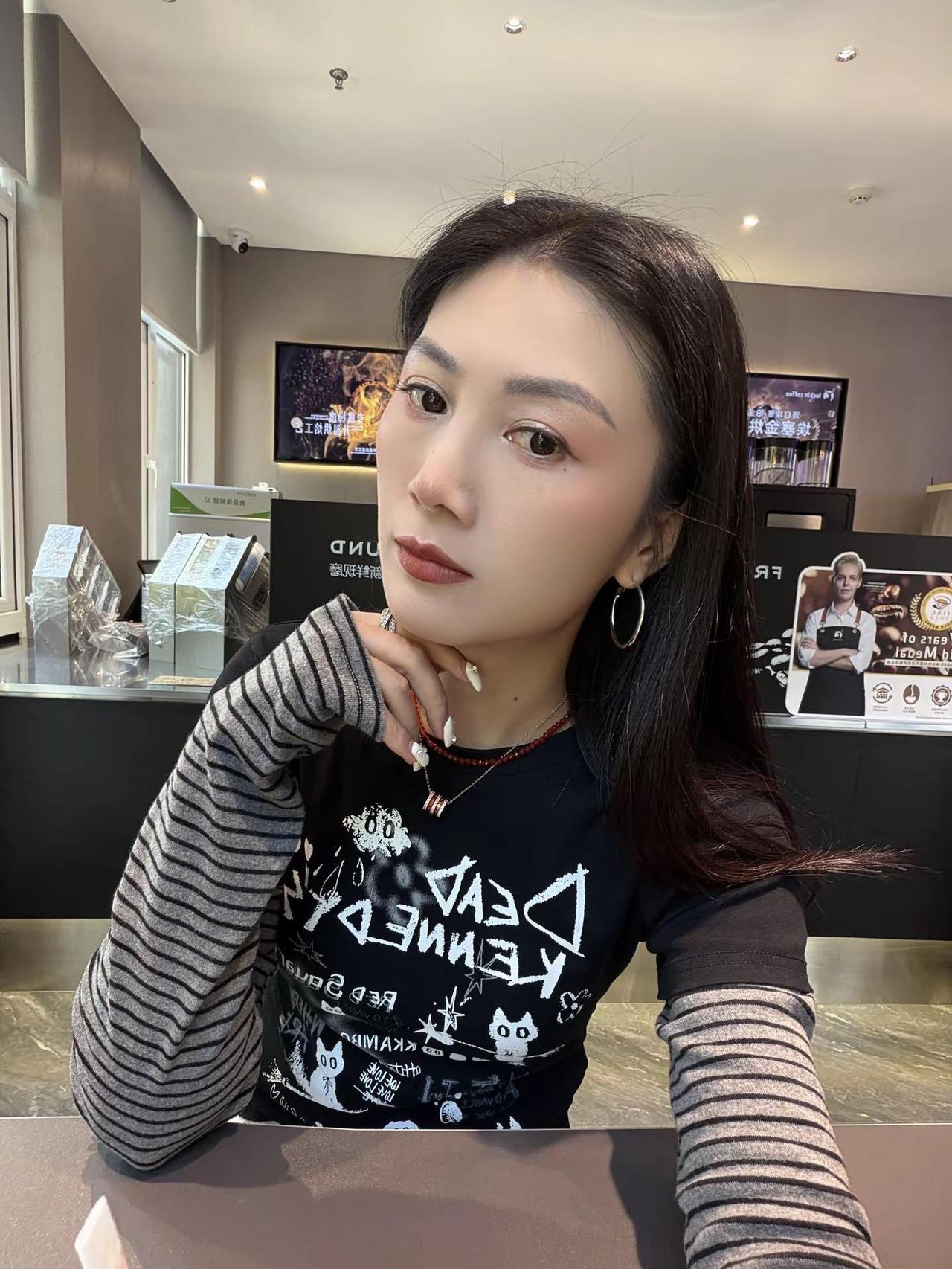 是不是又是好看的一天今天属于条纹ootd 甜酷 条纹系girl