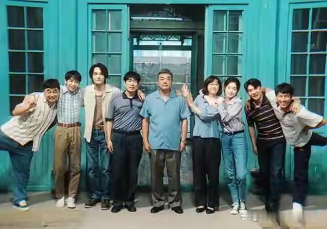 《交锋》的头把交椅是谁啊？
是马憩还是金丽娜？
应该是马憩。
可金丽娜的戏份太多