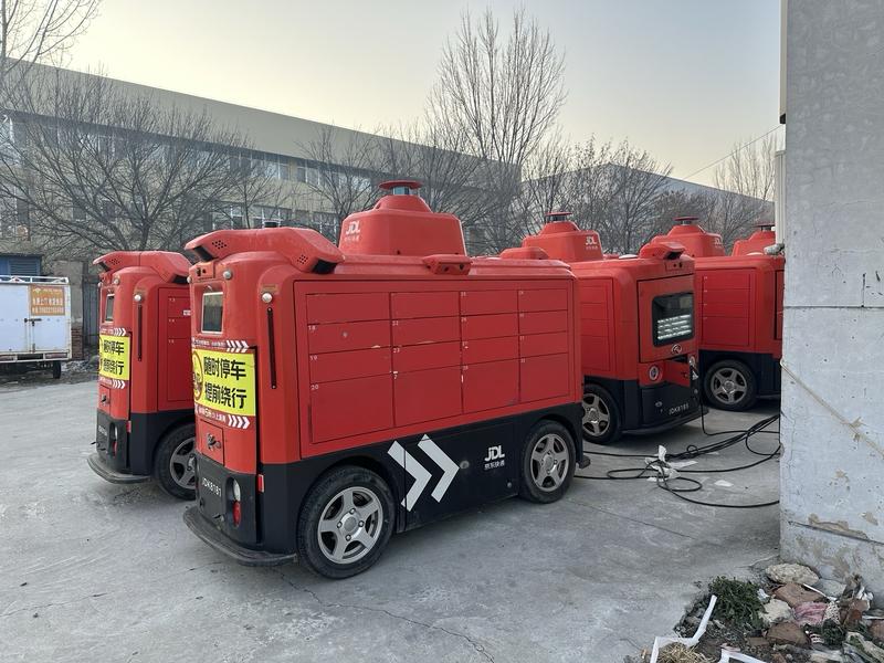 外卖小哥的竞争对手真的来了！先是硅谷出现全球首款自动送货自行车“精灵单车”，它能