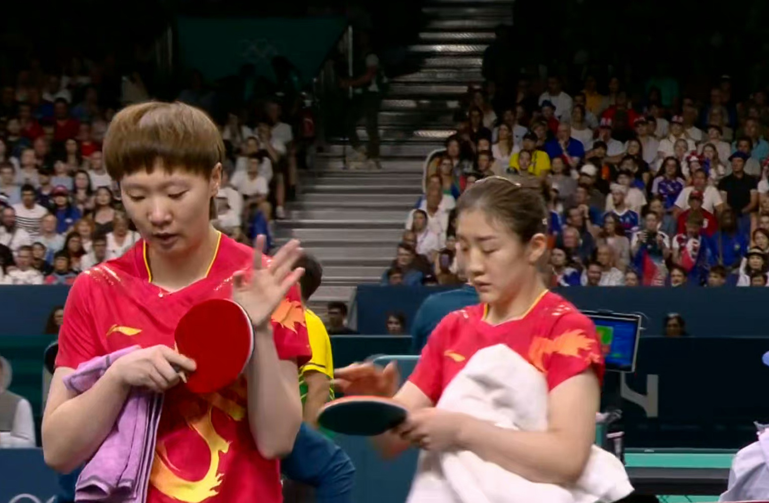 国乒女子相对于其他地区的优势还是要比男子更加明显！陈梦和王曼昱的双打没有悬念，3