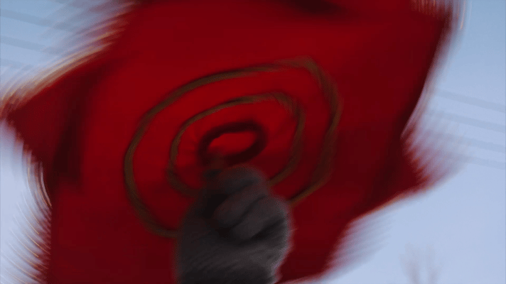 海燕当了妈也还是没长心最好的状态，是当了妈也能和老友疯，是在故乡的雪地里，唱最爱