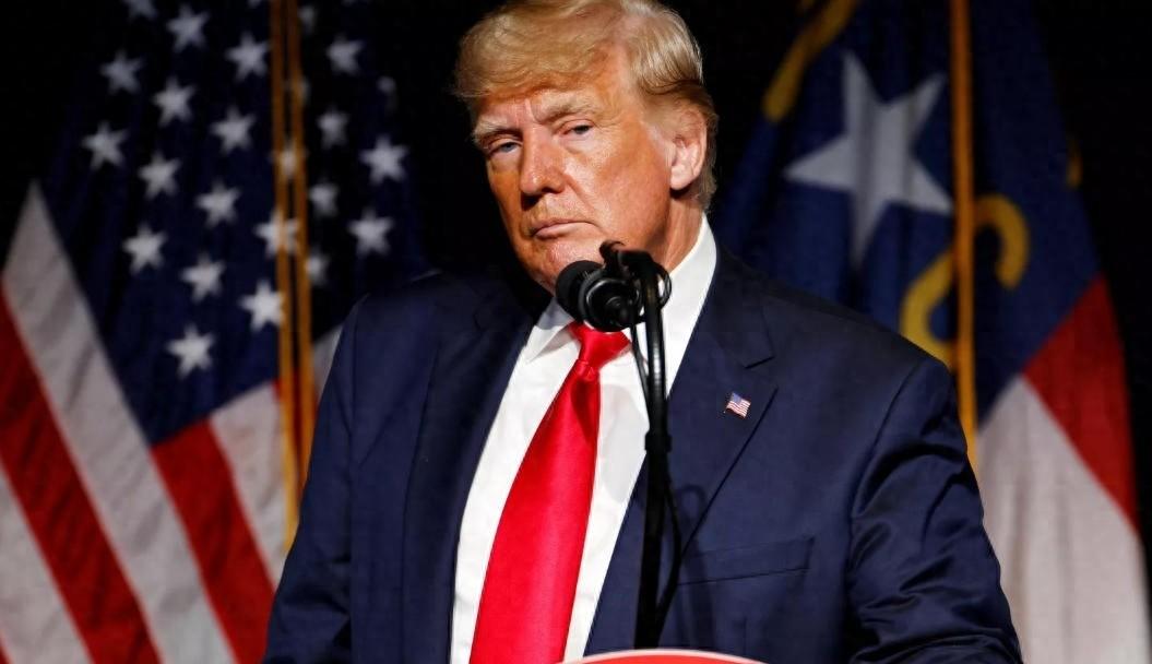 最近美媒爆出猛料，说特朗普急着要停掉俄乌战争，其实醉翁之意不在酒。他真正的算盘是