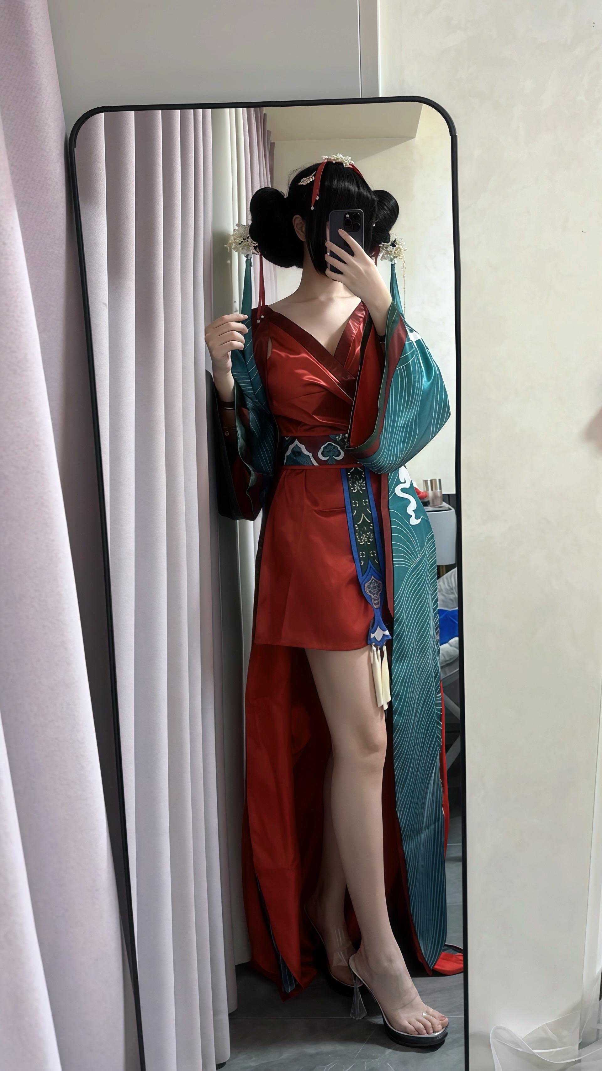 草，忘记带狐狸面具了我就说好像有什么不对