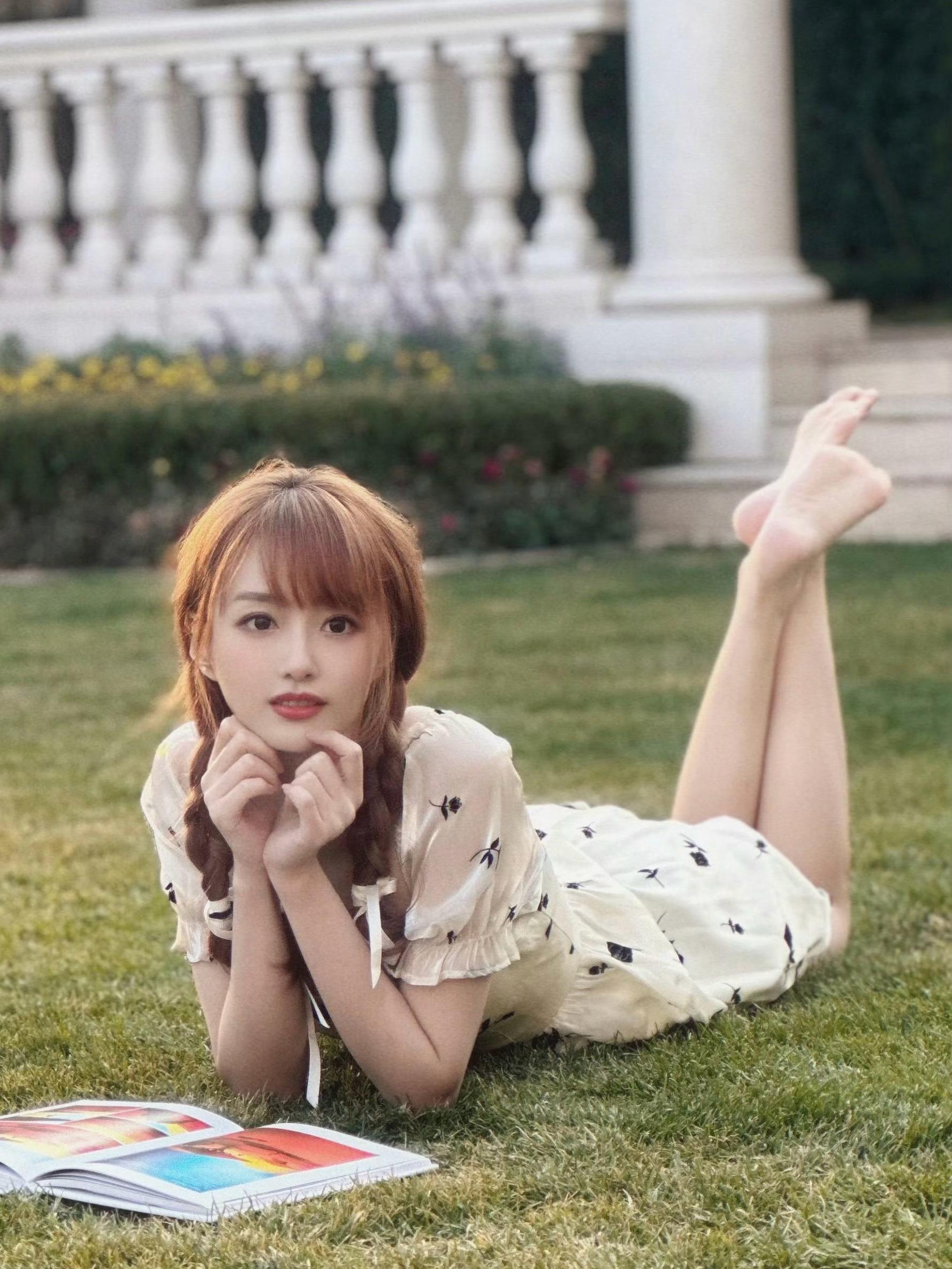 王小七。