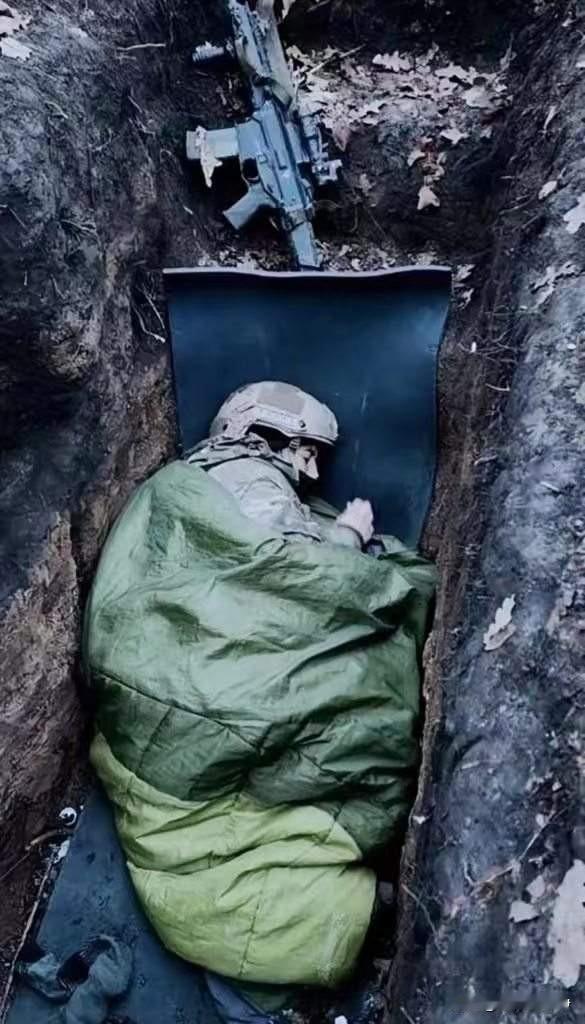 在这三年多的时间里面，我们在互联网上经常能够看到这样的论调。
他们说俄军是侵略者