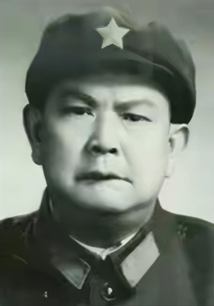 [太阳]1941年，新四军科长找到刘奎，对他说：“部队要过江了，上级决定让你留下