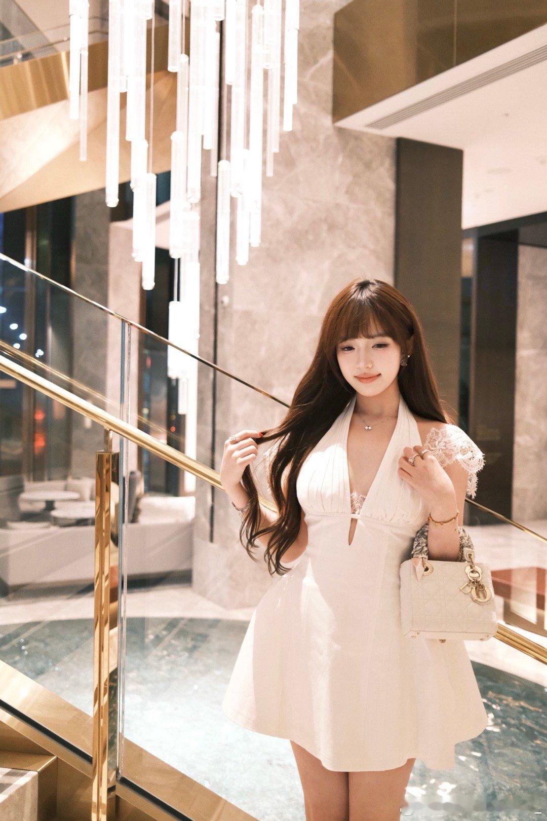 忙里偷闲[兔子]  ​​​