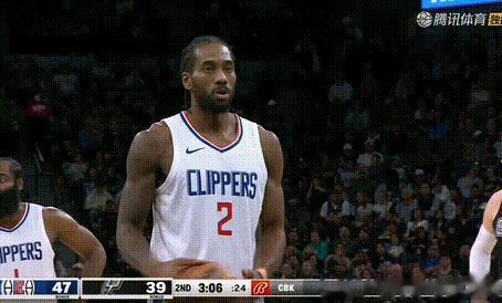 #波波维奇##NBA季中锦标赛##莱昂纳德#

师徒情深！伦纳德罚球遭主场球迷狂